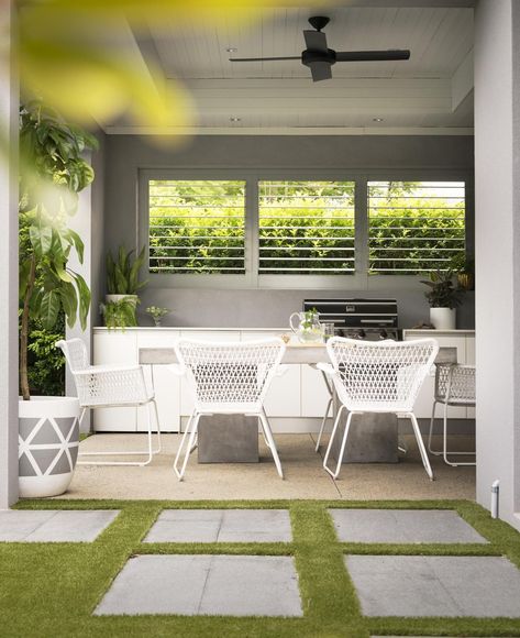 Hamptons style with a modern twist | The West Australian Outdoor Bbq Area, Seating Design, Outdoor Bbq Kitchen, Alfresco Area, Outdoor Living Rooms, Outdoor Living Design, Casa Exterior, Bbq Area, Outdoor Entertaining Area