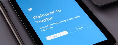 Study asks whether reporters are influenced by who they follow on Twitter Twitter App, Twitter Tips, About Twitter, Employer Branding, Internet Providers, Tech Review, Pinterest Profile, Social Networking Sites, Social Media Site