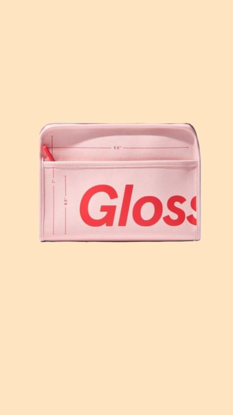 make up bag #makeup #aestetic #glossier #pinkproducts Makeup Bag Glossier, Glossier White Makeup Bag, Glossier Makeup Bag, Glossier Makeup Remover, Glossier Beauty Bag, Glossier Futerdew, Make Ip, Glossier Bag, Glossy Makeup