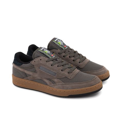 Reebok Membership C Revenge Classic Grout 100032998 - 10US Check more at https://howcandothis.com/manstyle/reebok-membership-c-revenge-classic-grout-100032998-10us/ Old School Shoes, Reebok Club C Revenge Vintage, Ftm Outfits, Laura Petrie, Reebok Club C Revenge, Club C Revenge, Basket Noir, Mens Tennis, Reebok Club C