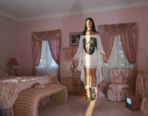 Dahl House, Wardrobe Styling, House Photography, Halloween Spooky, Wardrobe Style, Photography Inspo, Jeffrey Campbell, Aesthetic Photography, Pretty Pictures