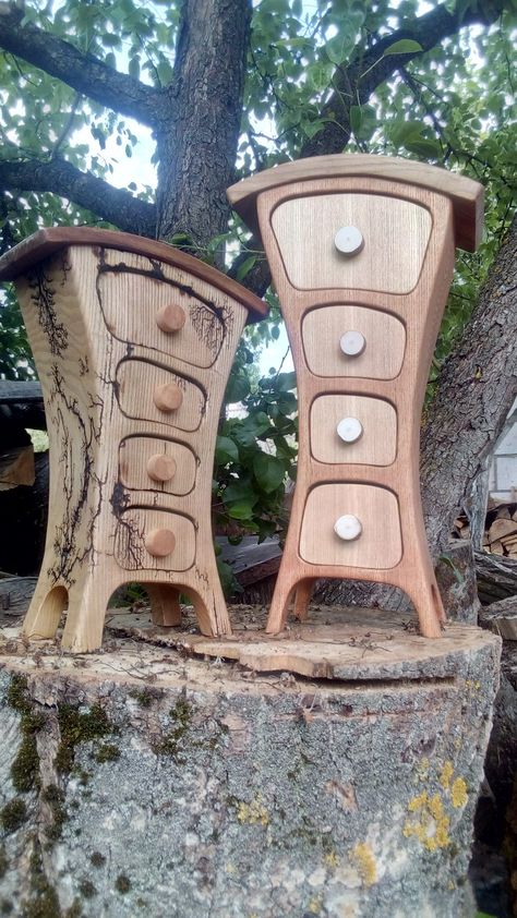 Bandsaw Boxes, Jewelry Box Plans, Wooden Box Diy, Wood Keepsake Box, Wood Carving For Beginners, Homemade Furniture, Unusual Furniture, Bandsaw Box, Whimsical Furniture