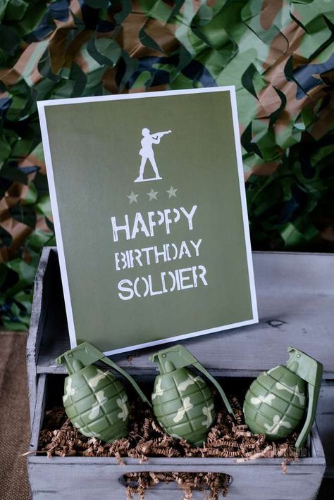 Army Birthday Party Ideas, Army Party Decorations, Army Birthday Party, Army Themed Birthday, Soldier Party, Camo Birthday Party, Camouflage Party, Army Birthday Parties, Army Theme