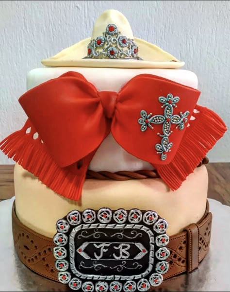 Pastel charro, moño charro, moño rojo, cinto charro, hebilla. Charro Pastel, Charro Quinceanera Cakes, Mariachi Cake, Charro Theme Party For Boys, Vaquero Cake, Charro Cake, Charro Party Ideas, Charro Theme Party, Charro Party