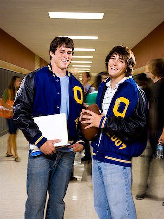 Letterman Jacket Pictures, High School Stereotypes, High School Cliques, Jd And Veronica, 2000s Boys, Varsity Jacket Outfit, Princess Games, American High School, Outfits 2000s