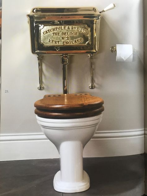 Steampunk Toilet, Vintage Wash Stand, Antique Toilet, Victorian Toilet, Vintage Toilet, Log Cabin Rustic, Diy Home Bar, House Interior Design Styles, Toilet Cistern