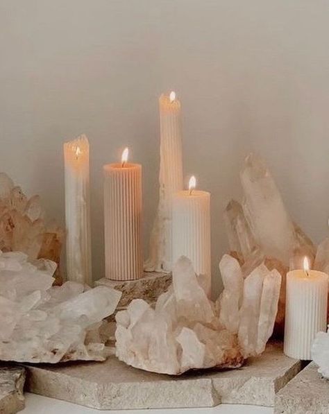 Crystal Room Decor, Spiritual Room, Reiki Room, Meditation Studio, Crystal Room, Meditation Decor, Sound Bath, Peaceful Home, Best Meditation