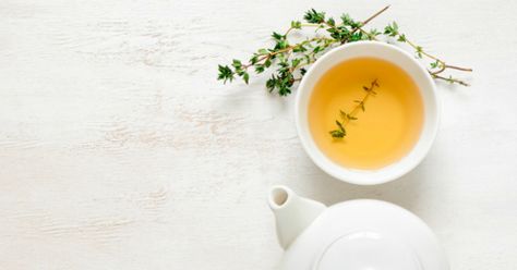 Prevent Seasonal Allergies Naturally Green Tea Before Bed, Detox Tea Recipe, Best Herbal Tea, Mushroom Tea, Perfect Cup Of Tea, Organic Herbal Tea, Seasonal Allergies, Free Tea, Types Of Tea