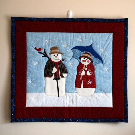 Attic Window Quilts, Snowman Quilt, Quilted Wall Hanging, Holiday Quilts, Snowmen Patterns, Winter Quilts, Personalized Quilt, Snowman Crafts, Diy Quilt