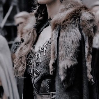 Viking Women Aesthetic, Female Viking Aesthetic, Nordic Witch Aesthetic, Viking Aesthetic Woman, Viking Woman Aesthetic, Vikings Aesthetic, Viking Aesthetic, Viking Dragon, Royalty Aesthetic