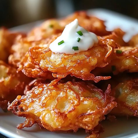 Onion Fritters Recipe, Amish Onion Fritters, Creative Cookery, Onion Fritters, Simple Family Meals, Fritters Recipe, Fritter Recipes, Amish Recipes, Onion Recipes