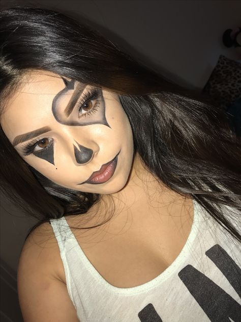 Gangster Clown Halloween look Crazy Halloween Makeup, Girl Halloween Makeup, Cute Clown Makeup, Halloween Makeup Clown, Halloweenský Makeup, Holloween Makeup, Cute Halloween Makeup, Halloween Makeup Pretty, Cool Halloween Makeup