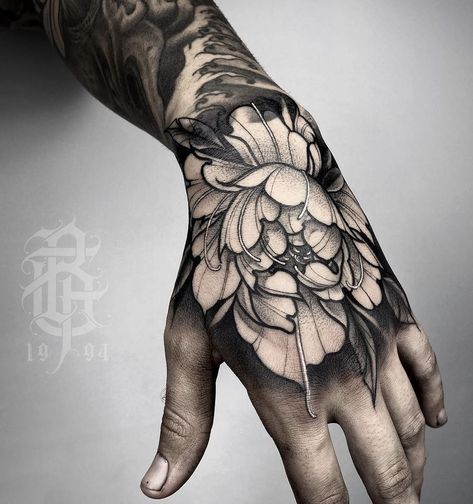 Irezumi Hand Tattoo, Japanese Flower Hand Tattoo, Lotus Flower Hand Tattoo Men, Hand Peony Tattoo, Illegitimi Non Carborundum Tattoo, Blackwork Lotus Tattoo, Asian Hand Tattoo, Full Hand Tattoo Men Design, Black Work Hand Tattoo