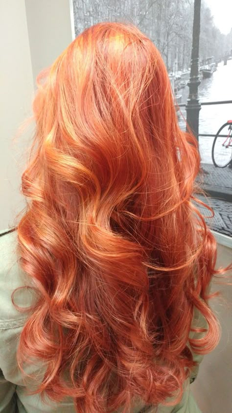 #Haircolor #coloración Red And Ginger Hair, Long Orange Hair, Long Ginger Hair, Cheveux Oranges, Red Hair Inspo, Ginger Hair Color, Long Red Hair, Body Wave Hair, Hair Inspiration Color