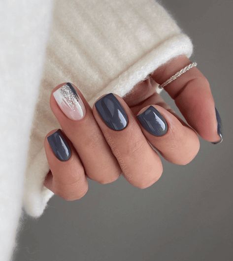 Navy Nails, Kutek Disney, Milky Nails, January Nails, Nagel Tips, Smink Inspiration, Her Nails, Gray Nails, Makijaż Smokey Eye