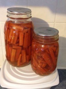 Glazed Carrots Canning Candied Carrots, Canning Glazed Carrots, Sweet Baby Carrots, Canning Carrots, Brown Sugar Carrots, Orange Carrot Juice, Brown Sugar Glazed Carrots, Canned Carrots, Baby Carrot Recipes