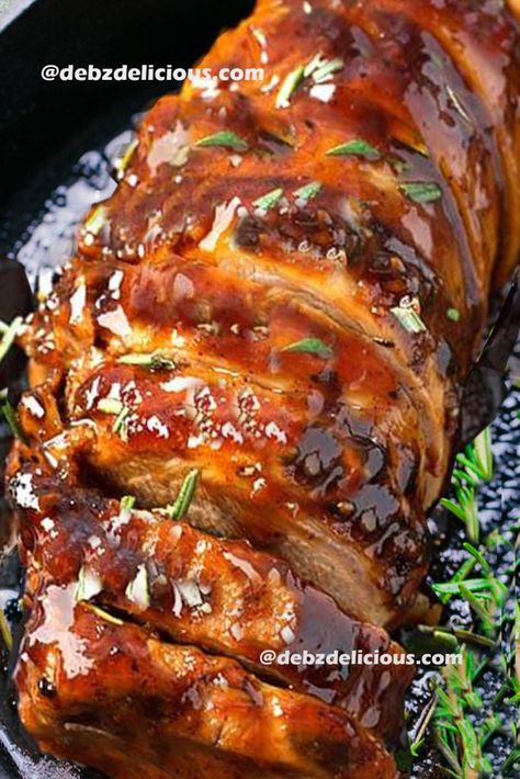 honey garlic roasted pork tenderloin Easy Pork Marinade, Daging Babi Panggang, Pork Tenderloin Marinade, Roasted Pork Tenderloin Recipes, Pork Tenderloin Oven, Baked Pork Tenderloin, Roasted Pork Tenderloin, Pork Roast In Oven, Pork Loin Roast Recipes