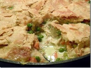 Chicken Pot Pie Pioneer Woman, Pot Pie Pioneer Woman, Chicken Pot Pie Recipe Pioneer Woman, Pioneer Woman Recipes Chicken, Leftover Turkey Pot Pie, Turkey Pot Pie Recipe, Trendy Recipes, Turkey Pot, Turkey Pot Pie