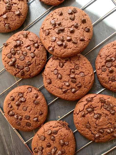 Baby Cookies Recipe, Eggless Biscuits, Whole Wheat Chocolate Chip Cookies, Wheat Chocolate Chip Cookies, Double Chocolate Chip Cookie Recipe, Fruity Cookies, Eggless Cookie Recipes, Modak Recipe, Nutella Cookie