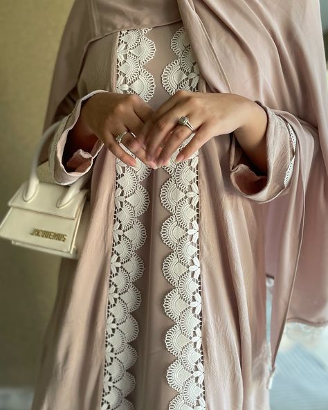 BLUSH SCALLOP LACE Shop on www.dibaaj.com Step into elegance with our scallop lace 3-piece abaya set. Soft blush tones and intricate lace details make this the perfect blend of grace and style. 💕 Abaya Lace, Blush Tones, Scalloped Lace, Lace Detail, 3 Piece, Blush, Lace