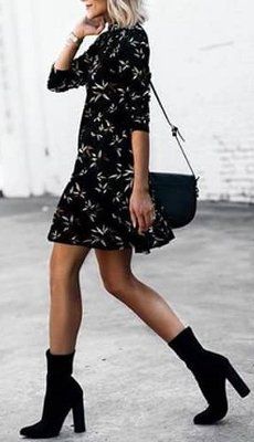 What to wear to a restaurant Thanksgiving dinner? 4FashionAdvice Black Dresses With Boots, Outfit Chic, Chic Fall Outfits, Looks Street Style, Street Style Trends, Outfit Trends, Looks Style, Mode Inspiration, Street Style Outfit