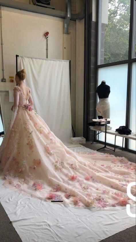 Aurora Wedding Dress, Sleeping Beauty Wedding, Princess Aurora Dress, Dream Wedding Dresses Ball Gown, Sleeping Beauty Dress, Aurora Wedding, Aurora Dress, Country Wedding Dresses, Dream Wedding Ideas Dresses