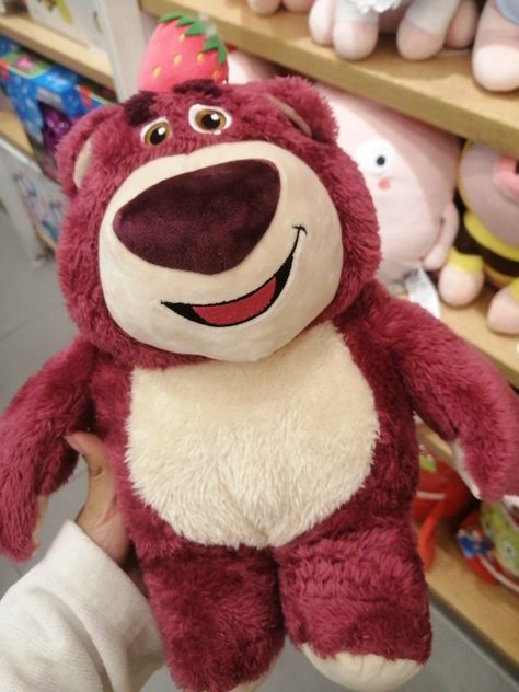 Lotso oso Disney Souvenirs, Iphone Wallpaper Girly, Beaded Bracelets Diy, Toy Story, Iphone Wallpaper, Best Gifts, Teddy Bear, Dolls, Toys