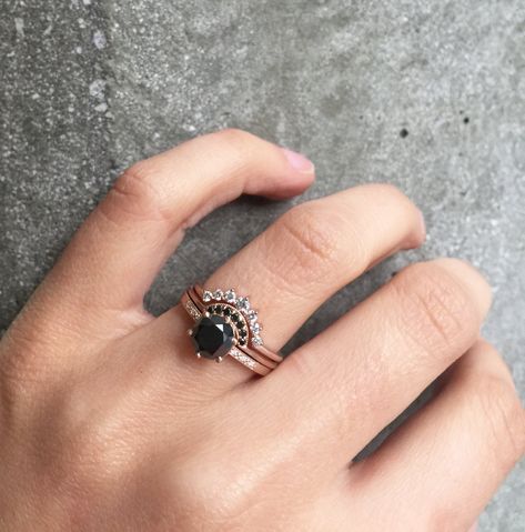 Bling Engagement Ring, Stacked Engagement Ring, Anna Sheffield, Rose Gold Engagement Ring Vintage, Halo Engagement Ring Sets, Diamond Shape Earrings, Vintage Engagement Rings Unique, Diamond Cluster Engagement Ring, Black Diamond Engagement