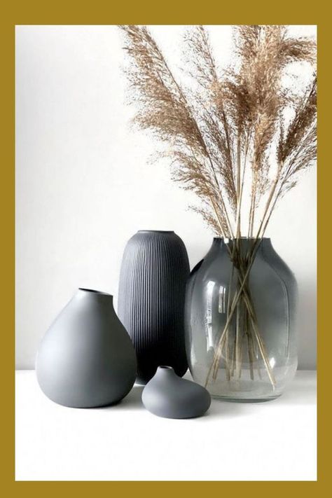 Easy flower arrangement tips for your cozy home decor! Different styles of vases for your flower decor ideas to do on your own! Grey Laminate Flooring, Living Room Decoration Ideas, Room Decoration Ideas, Dried Plants, Best Living Room, Bedroom Decor For Couples, Farmhouse Decor Living Room, Household Furniture, Living Room Decoration