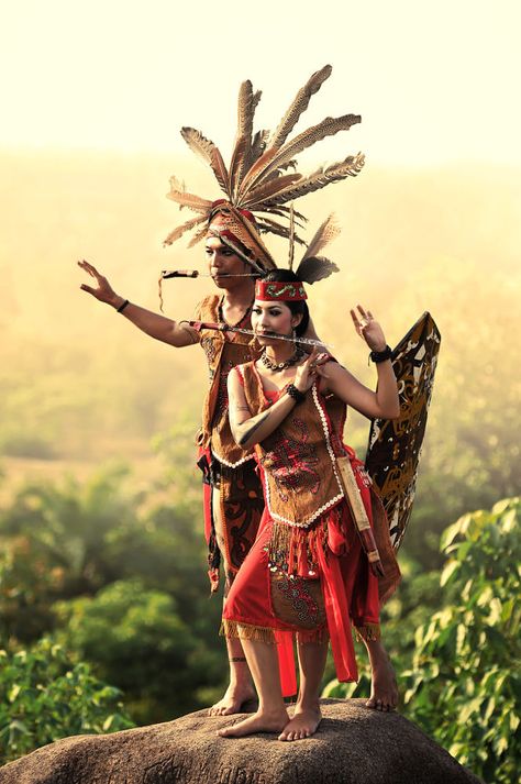 " DAYAK CULTURE OF KALIMANTAN " by Prayudi nugraha on 500px Dayak Borneo Wallpaper, Dayak Borneo, Indonesian Heritage, Borneo Tattoo, Cross Tattoos, Men Tattoos, Dance Clothes, Traditional Dance, Maori Tattoo