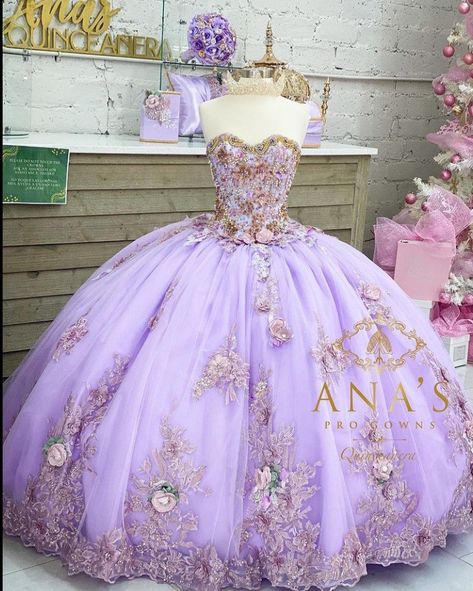 Lavender Quinceanera Dresses Long Sleeve, Tangled Sweet 16 Dress, Repunzel Quince Theme Dress, Quinceanera Dresses Light Purple, Purple And Gold Dresses, Lavender And Gold Quinceanera, Purple And Gold Quinceanera Dresses, Rapunzel Quince Dress, Rapunzel Quinceanera Dress