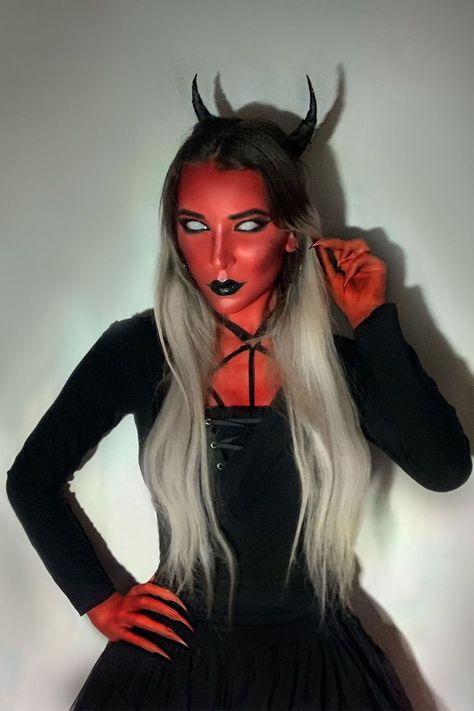 halloween makeup idea - devil, demon Devil Makeup, Makeup Idea, Halloween Makeup, Halloween Face, Face Makeup, Halloween Face Makeup, Halloween, Makeup, Make Up