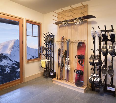 Snow Boots Storage, Garage Ski Storage Ideas, Ski Organization Storage Ideas, Mudroom Ski Storage, Garage Ski Storage, Ski Boot Room, Snowboard Storage Ideas, Ski Mudroom Ideas, Ski Closet