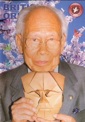 Self portrait in origami by Grandmaster Akira Yoshizawa. Akira Yoshizawa, Digital Publishing, Self Portrait, Ronald Mcdonald, Origami, Arts And Crafts, The Incredibles, Fictional Characters, Art