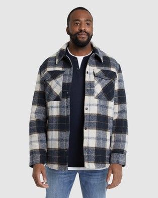 Shacket Men, Tall Men Clothing, Stylish Fall Outfits, Mens Jackets Casual, Checked Jacket, Black And White Design, Mens Casual Outfits, Autumn Fashion Women, Comfortable Outfits