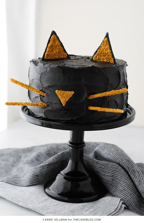 Black Cat Cake, Halloween Torte, Pasteles Halloween, Postres Halloween, Halloween Cans, Halloween Baking, Cat Birthday Party, Cat Cake, Halloween Desserts