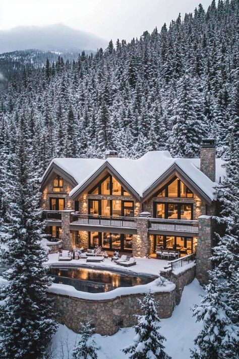 77 Colorado Mountain Homes with Breathtaking Views Mountain Homes Interiors, Locati Architects, House With Large Windows, Chalet Architecture, Colorado Mountain Homes, Cool Views, Hunters Cabin, Home Design Board, Family Mansion