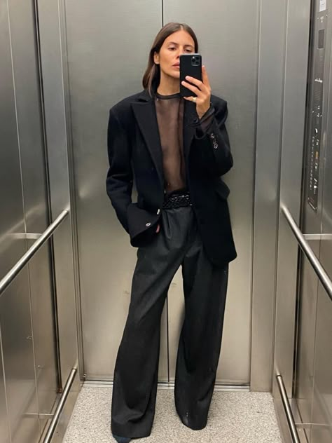 Neue Outfits, Looks Black, Night Out Outfit, Evening Outfits, All Black Outfit, Looks Chic, Mode Inspo, Looks Style, Mode Inspiration