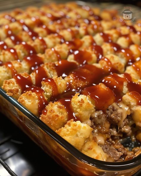 Cheesy Tater Tot Meatloaf Casserole: A Comfort Food Dream Come True – Easy Instant Recipes Enchilada Tater Tot Casserole, Tater Tot Meatloaf Casserole, Cheesy Tater Tot Meatloaf Casserole, Tator Tots Casserole Hamburger, Recipes With Tater Tots, Crockpot Tater Tot Casserole, Tater Tot Casserole With Ground Beef, Tater Tot Meatloaf, Hamburger Tater Tot Casserole