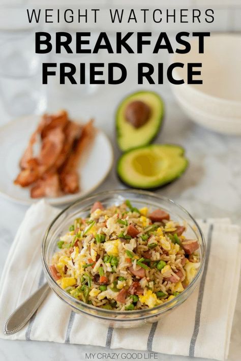 This Weight Watchers Breakfast Fried Rice is delicious! Weight Watchers healthy fried rice for breakfast will you feel full and satisfied all morning long. This is an easy meal prep breakfast that you can eat all week! | Weight Watchers Points | Weight Watchers Breakfast Ww, Rice For Breakfast, Easy Meal Prep Breakfast, Breakfast Fried Rice, Rice Breakfast, Healthy Fried Rice, Breakfast Rice, 21 Day Fix Breakfast, Rice Peas