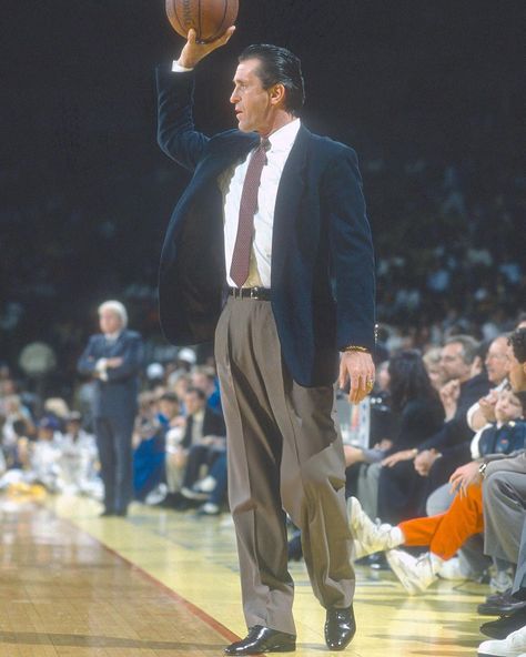 Pat Riley "The Godfather of the NBA" was known for always wearing Giorgio Armani Suits with custom tailored dress shirts from Savile Row. | Instagram 1980s Mens Fashion, Pat Riley, Pax Romana, Abstract Room, Armani Suits, Classy Outfits Men, Vintage Suits, Savile Row, Tailored Dress