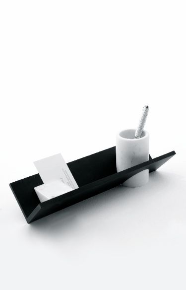 Black And White Furniture, Module Design, 달력 디자인, Net Design, Decor Objects, Cement Art, Simple Object, Pencil Holder, Office Accessories