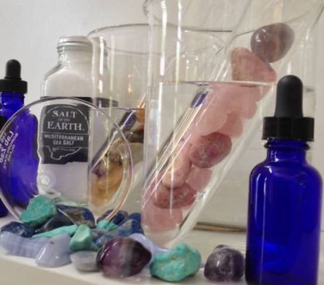 Crystal Elixir Recipes, Elixer Recipes, Elixir Recipe, Crystal Elixir, Spiritual Things, Crystal Bath, Powerful Energy, Diy Crystals, Crystal Art