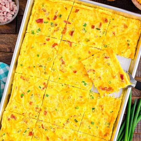 Sheet Pan Eggs Cookie Sheet Eggs, Country Potatoes Recipe, Breakfast Ideas French Toast, Eggs For A Crowd, Country Potatoes, Sheet Pan Eggs, The Country Cook Recipes, Oven Baked Eggs, Homemade Sausage Gravy