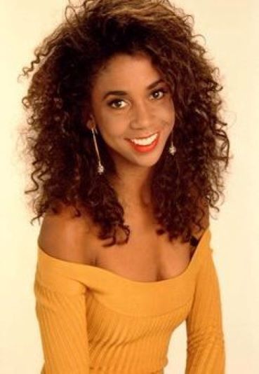 1980s Black Hairstyles, 80 S Hairstyles, Holly Robinson Peete, Holly Robinson, 1980s Hair, 80s Hair, Hair Inspiration Short, 90s Hairstyles, Black Hairstyles