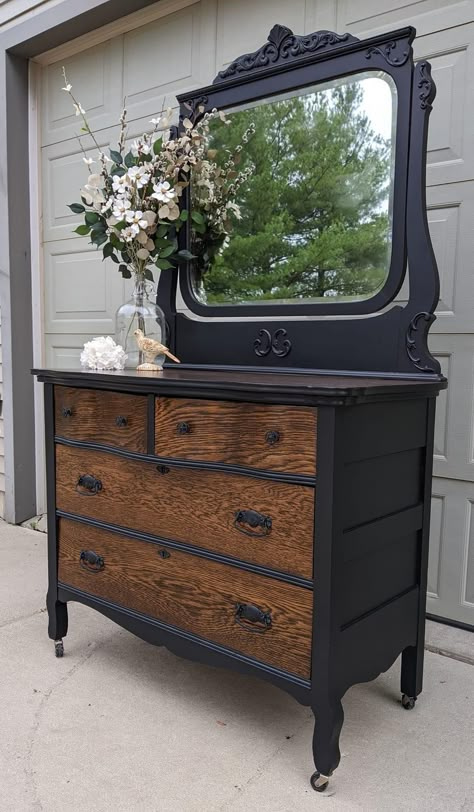 Furniture Makeover Inspiration, Refinishing Furniture Diy, Furniture Make, Furniture Flipping, Furniture Flip, Furniture Flips, Refinished Furniture, Furniture Rehab, Diy Furniture Renovation