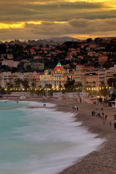 Nizza France, Chill Spot, Nice Cote D Azur, Nice Trip, Dream Vacations Destinations, Travel Around Europe, Beach City, Fantasy Homes, Clothes And Shoes