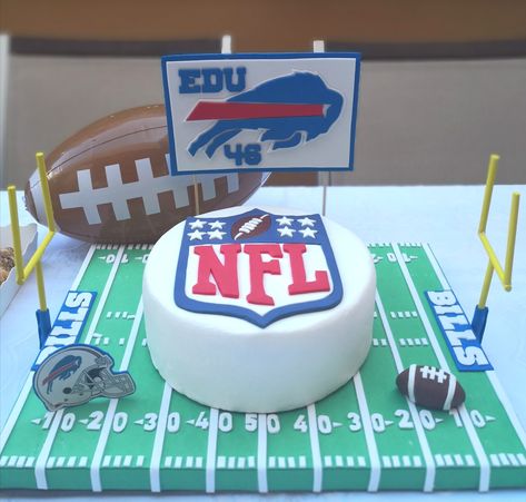 Football Party Cake, Nfl Cake, 7th Birthday Cakes, Football Party, Party Cake, 9th Birthday, 7th Birthday, Let Them Eat Cake, American Football