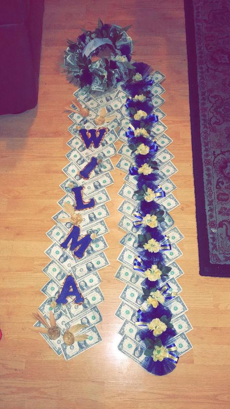 Samoan Graduation, Polynesian Graduation, Money Crown, Graduation Money Lei, Graduation Money Gifts, Graduation Money, Money Gifts, Graduation Leis, Grad Ideas