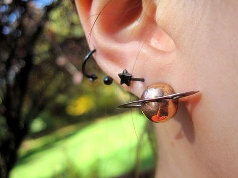 Planet Earring ∙ Creation by illegalcreativity on Cut Out + Keep Nerdy Jewelry, Nerdy Glasses, Geek Chic Fashion, Chic Fall Fashion, Planet Earrings, Nerdy Outfits, Treasure Planet, Planet Fitness Workout, Rubber Stamping